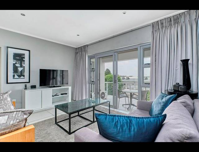 2 BEDROOM APARTMENT FOR SALE IN SANDOWN